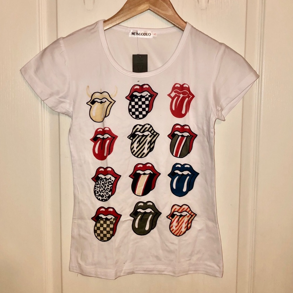 NEW mouth T-shirt size small